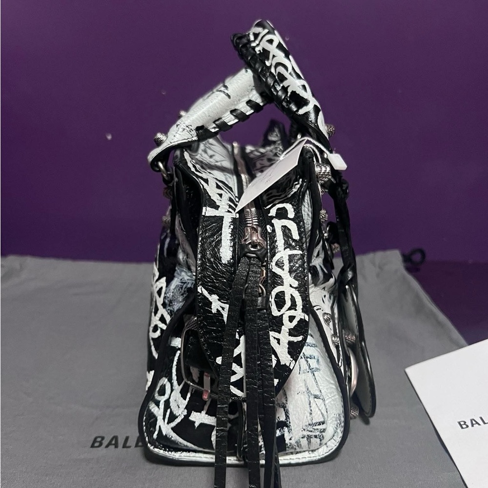 Balenciaga Black and White Graffiti Satchel - Picture 9 of 16